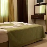 Sato מלון 3*